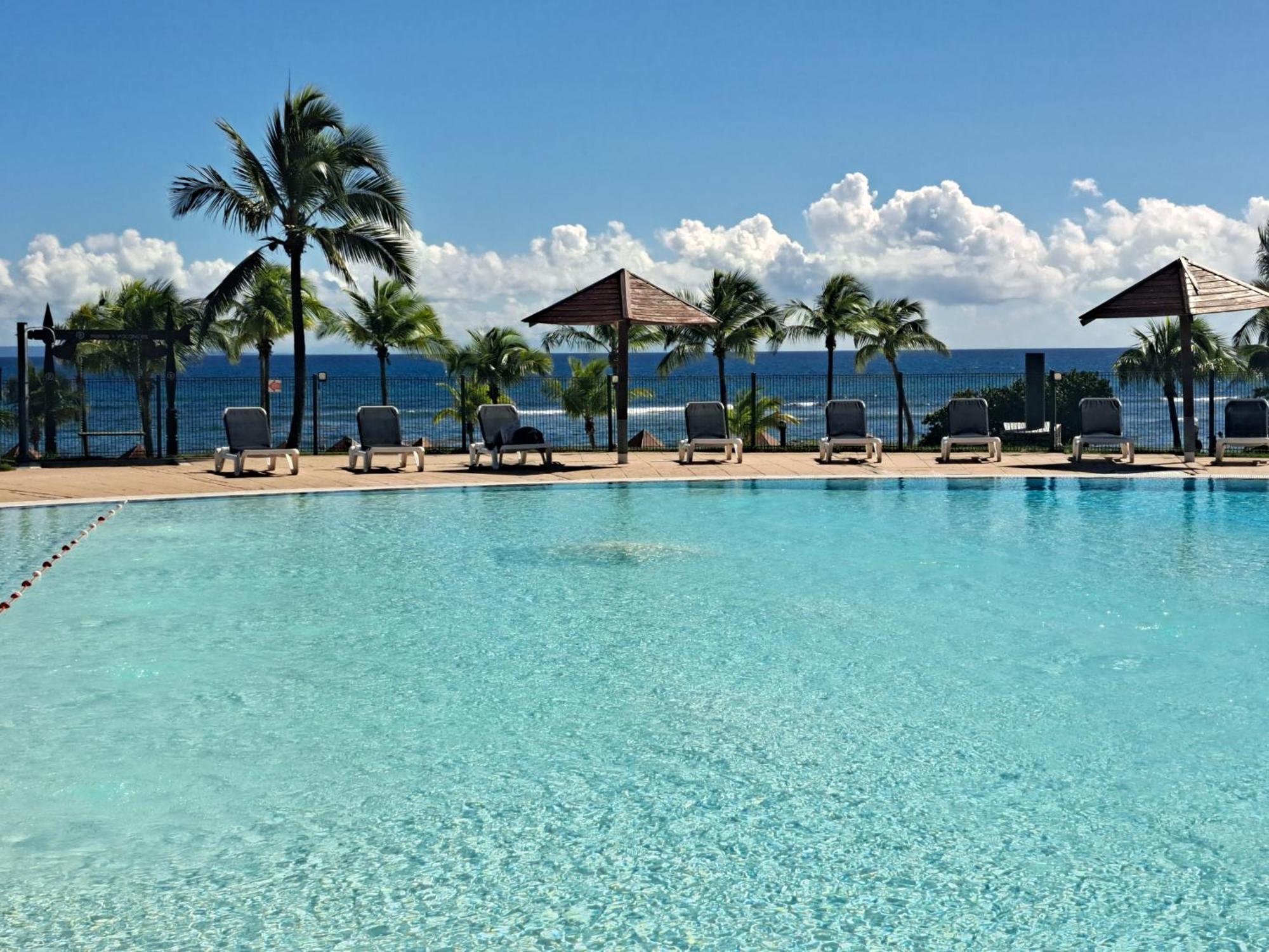 Grand Studio Vue Mer Exceptionnelle, Piscines, Plages. Sainte-Anne  Luaran gambar